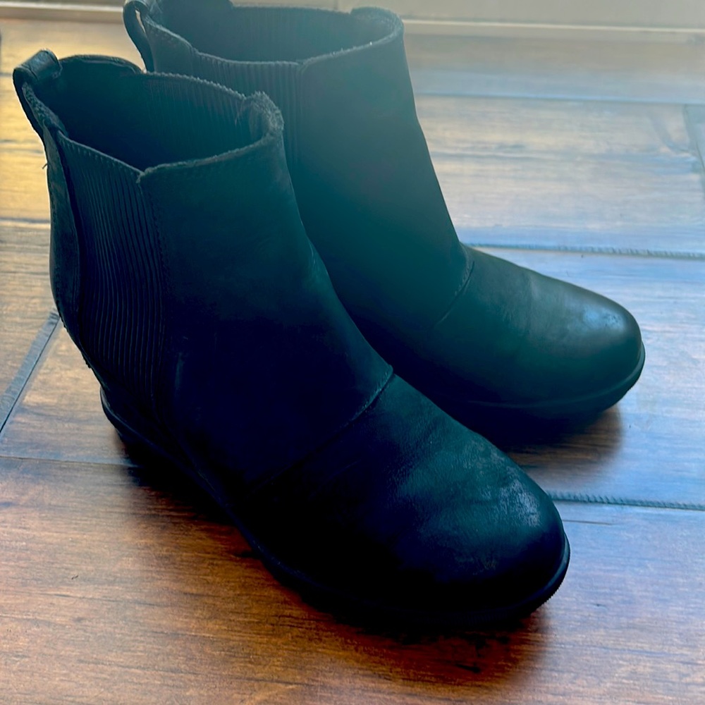 Sorel Black Booties size 7